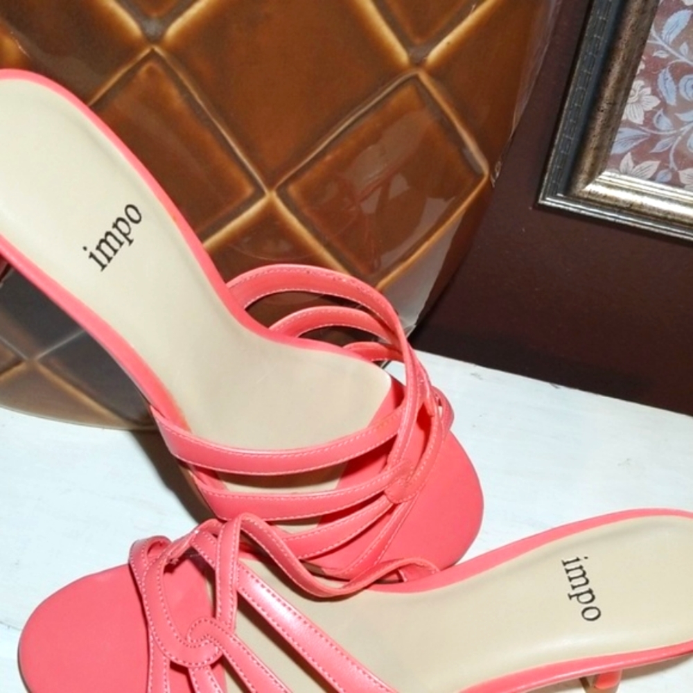 Shoes - Picture 2 of 3